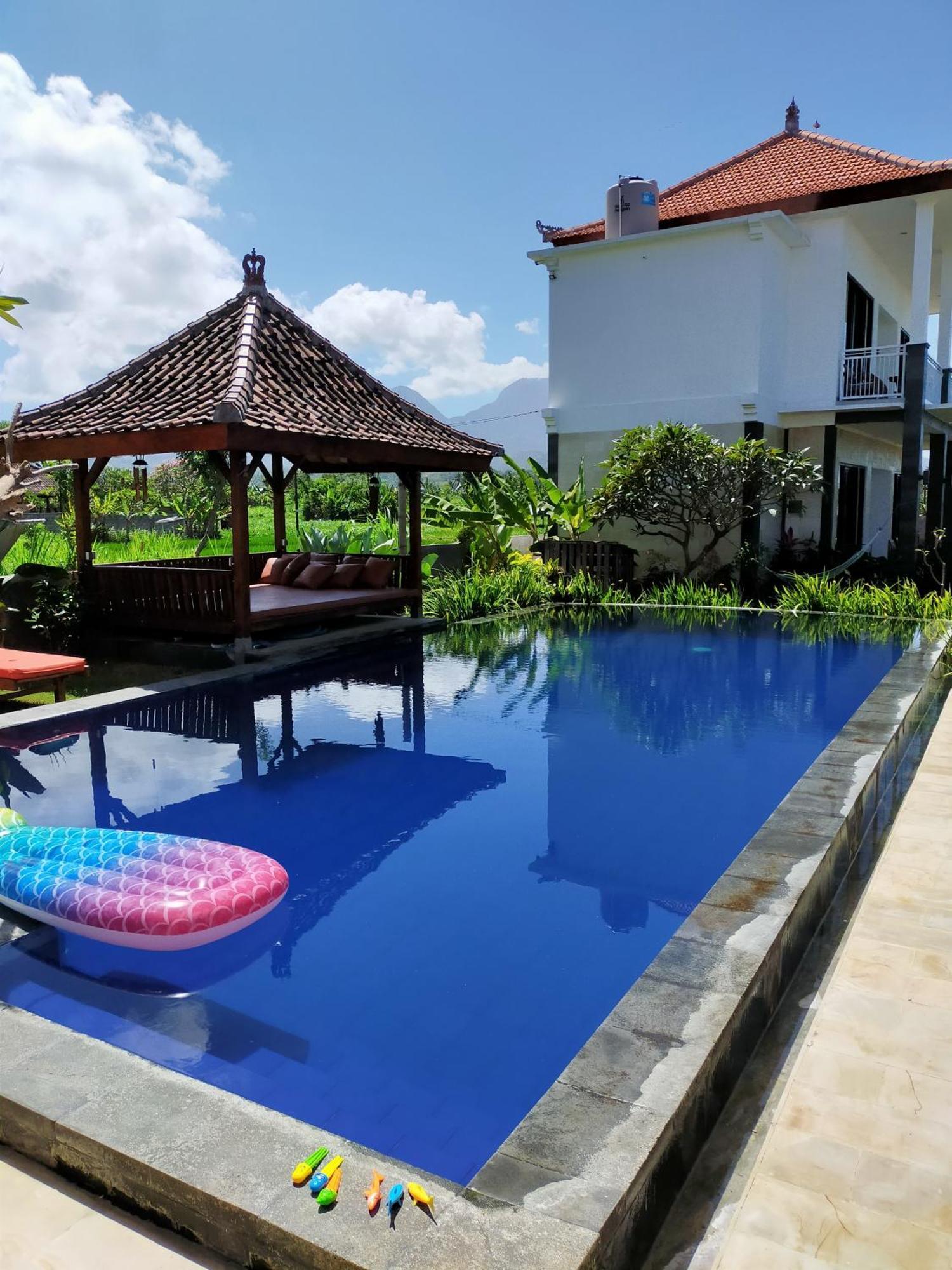 Limun Guesthouse Amlapura Zewnętrze zdjęcie
