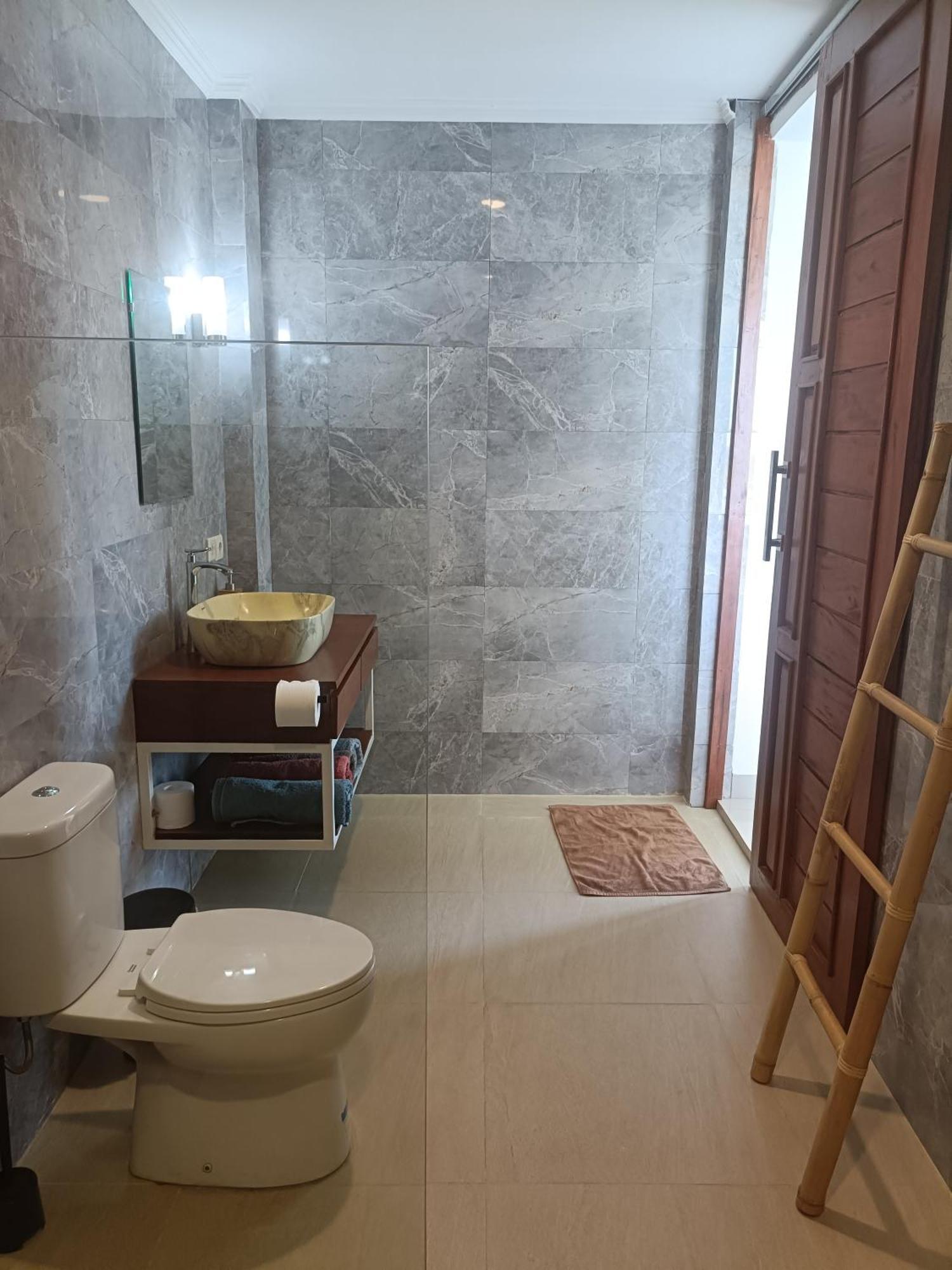 Limun Guesthouse Amlapura Zewnętrze zdjęcie