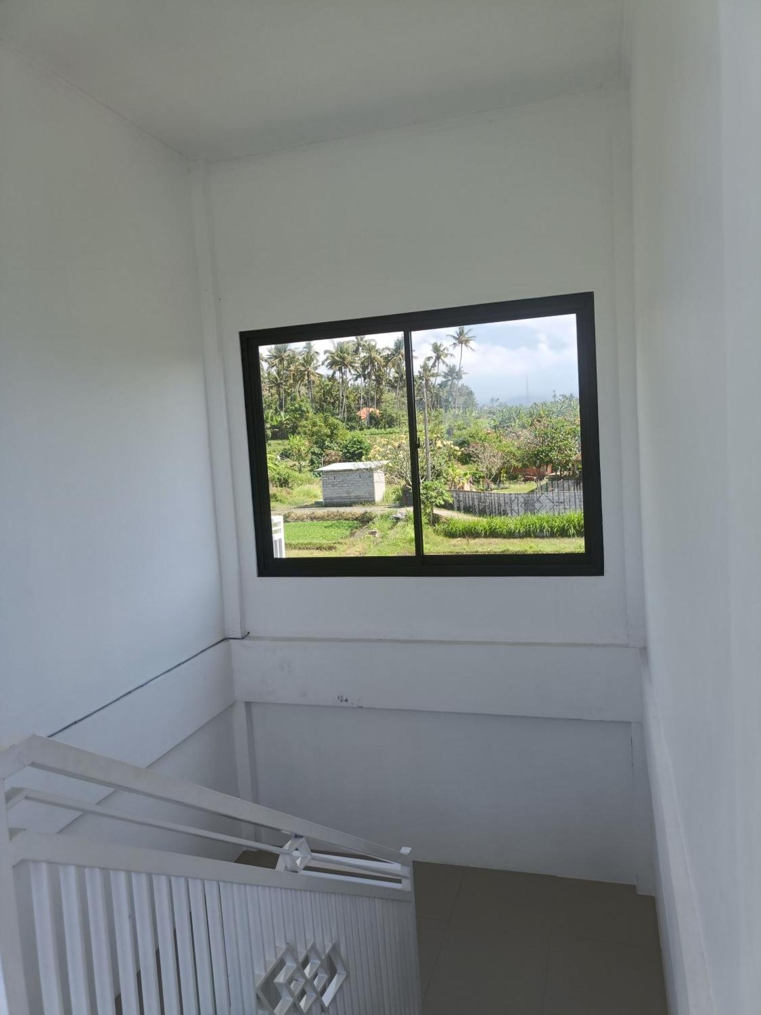Limun Guesthouse Amlapura Zewnętrze zdjęcie